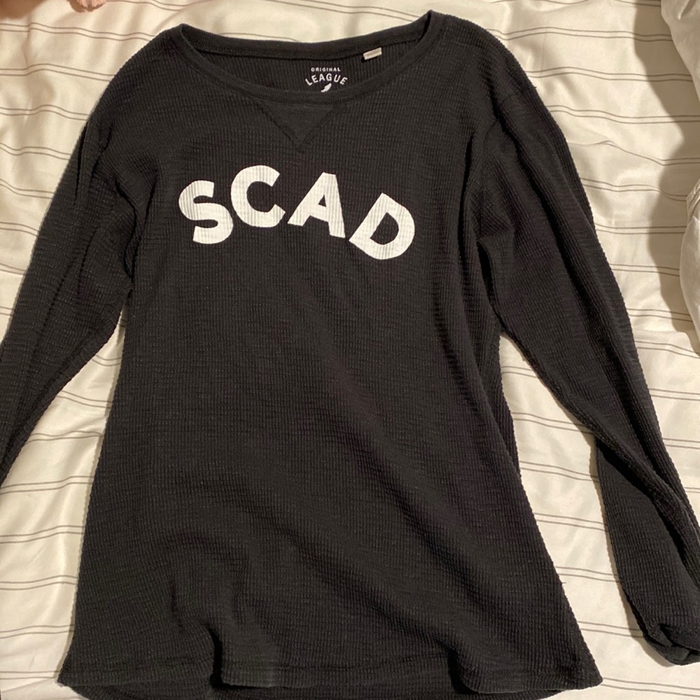 SCAD crewneck thermal